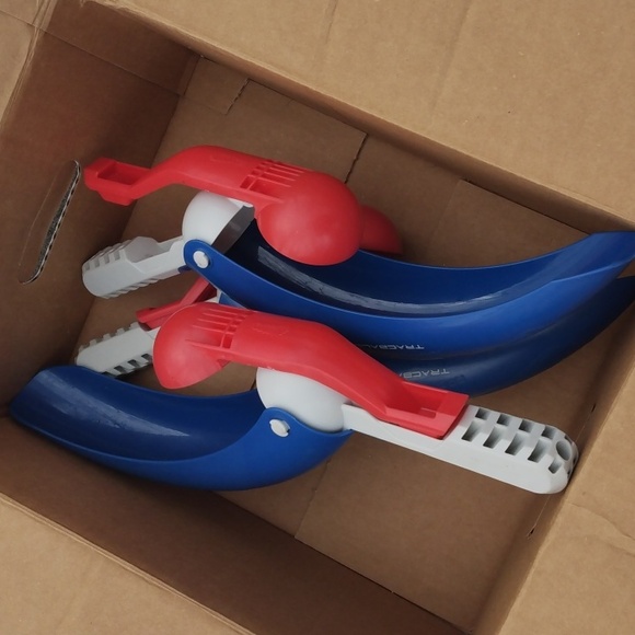 Snowball makers - Picture 2 of 2